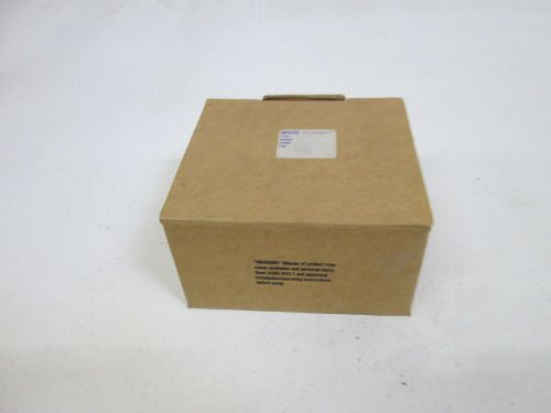 WIKA GAUGE 332.54 4&#034; 100PSI 1/4&#034; NPT LM 4220056 *NEW IN BOX*