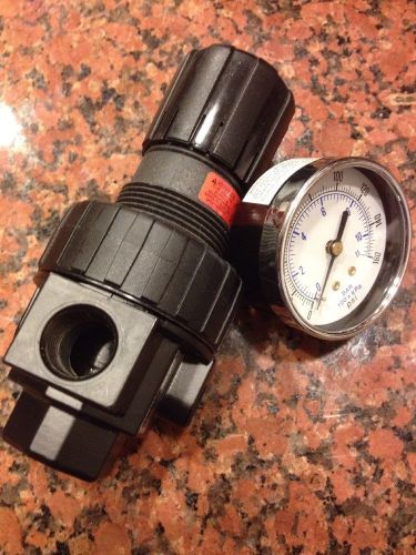 Parker 06r313ac regulator 1/2&#034; fip 2-125 psi range with 160 psi 2-1/2&#034; gauge for sale