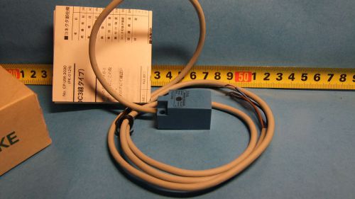 YAMATAKE-HONEYWELL    FL2-7A6S  Sensor  New