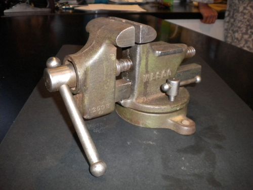 Vintage Wesco W250H 2 1/2in Bench top swivel base Vise