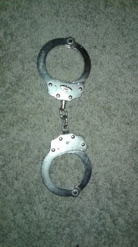 Peerless Handcuffs