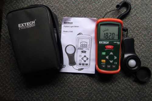 Extech LT300 Light Meter