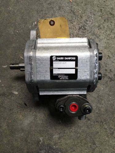 Sauer Danfoss 551101140200 Hydraulic New Flyer Fan Drive Motor 106398-ALT 12-45