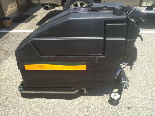 Reconditioned nss wrangler 2625db floor scrubber 26-inch for sale