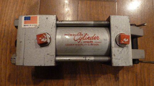 Milwaukee pneumatic cyl, a61  250psi, 2 inch bore 1 1/2 inch stroke nos for sale