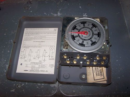 AMF PARAGON 7008-00 7 DAY ELECTROMECHANICAL TIMER 120/277 VAC 40 AMP