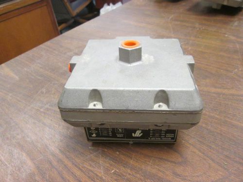 Antunes Controls Pressure Switch RHLGP-A 10-50&#034;/1-6&#034; W.C. Used