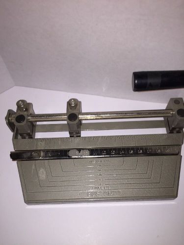 BOSTON 3 Hole Punch STD Vintage Mid Century Modern Heavy Duty Made In USA Metal