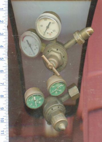 2 USED Victor Medical Product Oxygen Gauges