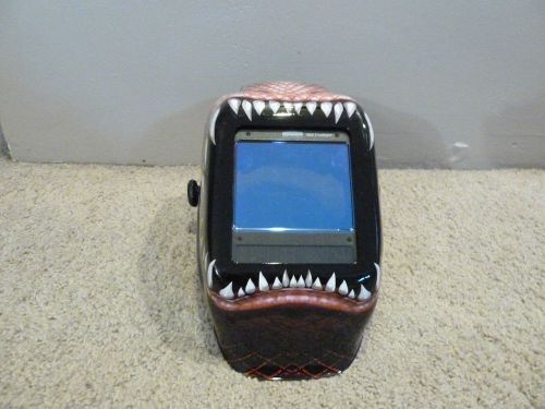 Jackson Safety WF60 TRUESIGHT HALOX SERPENT auto darkening welding helmet  hood