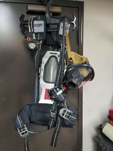 firefighter air pack with tank and mask