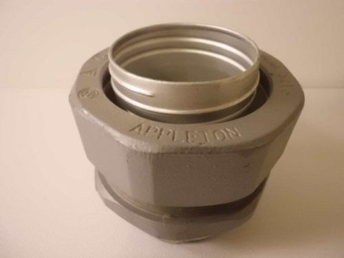 Appleton 2-1/2&#034; Mall Iron Connector ST-250