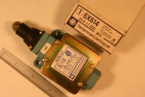 Telemecaniqueh  XCK-L1 DO2 Roller Arm Limit switch - New