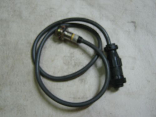 (Q4-2)  1 OMRON E2E-X2F1 INDUCTIVE PROXIMITY SENSOR