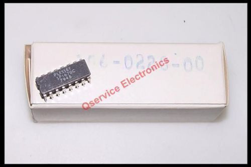 Tektronix 156-0228-00 custom ic  nos in original packing for sale