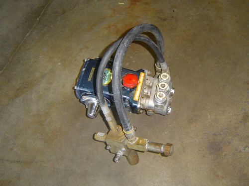 CAT Pumps model 530 Triplex Pressure Washer Plunger Pump