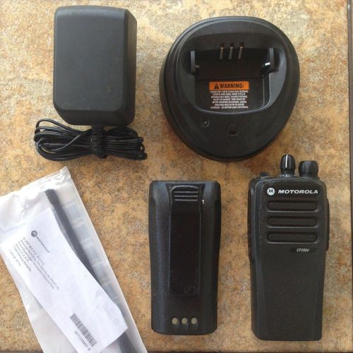 Motorola mototrbo cp200d uhf 403-470mhz dmr digital portable two-way radio cp200 for sale