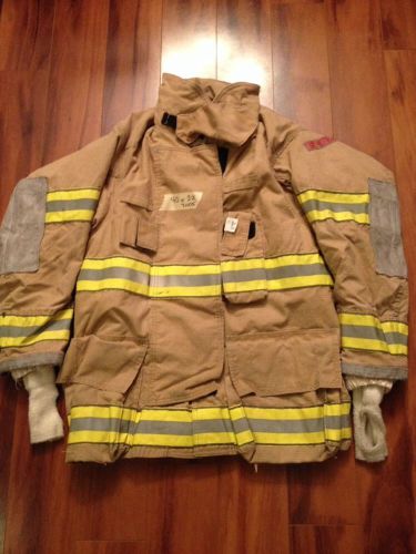 Firefighter Turnout / Bunker Gear Coat Globe G-Extreme 40-C x 32-LGUC 2005