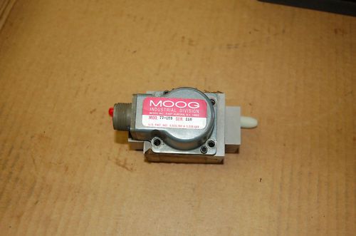 NEW MOOG 77 - 159 SERVO VALVE