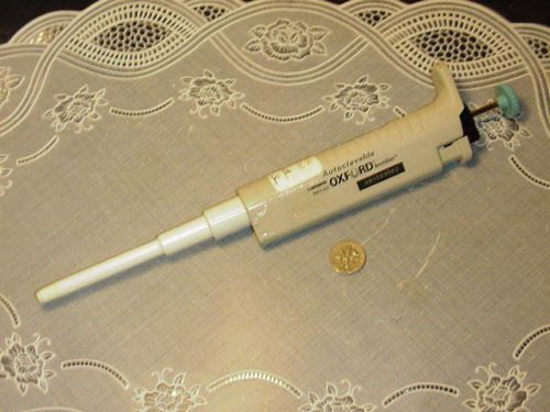 Oxford benchmate pipette 10-1000ul autoclavable single channel used for sale