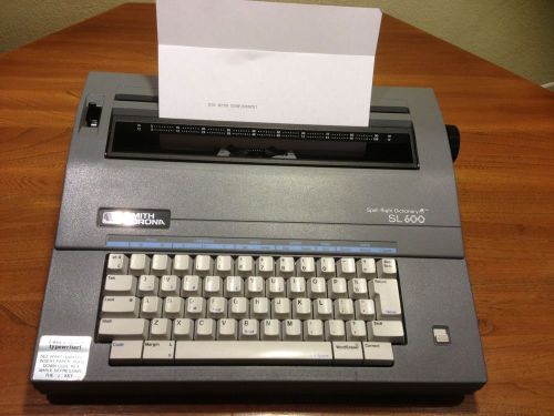 Smith Corona SL600 Spell Right Dictionary Self Correcting Typewriter