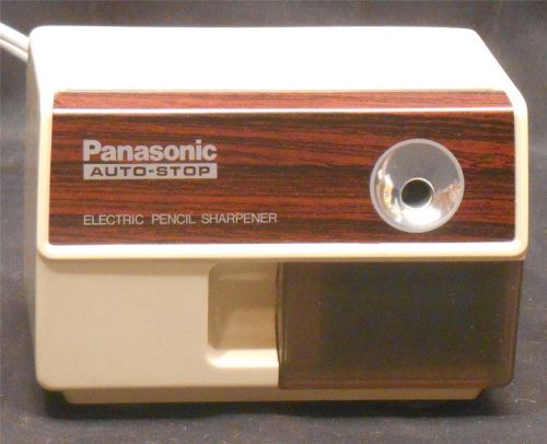 Panasonic Auto-Stop Electric Pencil Sharpener Model# KP-110 Vtg Tan/Wood Grain