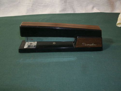 VINTAGE SWINGLINE MADE IN USA STAPLER DESKTOP MODEL CLEAN