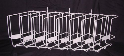 Slat-wall Mounted Metal Display Rack 8 pocket (8&#034;x8&#034;x2&#034;) White Peg Board EUC