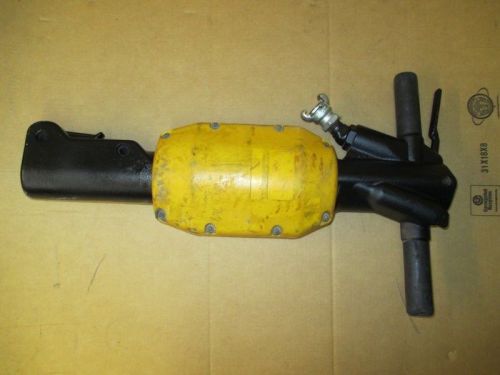 Pneumatic Air Breaker Atlas Copco TEX P60   2 Chisels