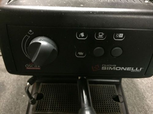 Nuova Simonelli Oscar 2 Cups Coffee &amp; Espresso Combo - Black