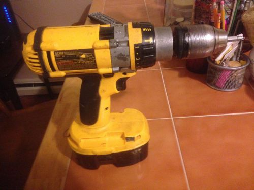 DEWALT  DW988  18V  XRP CORDLESS HEAVY DUTY DRILL / DRIVER / HAMMERDRILL