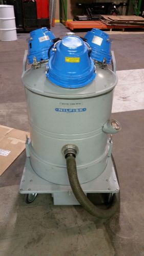 Nilfisk Vacuum/Dust Collector