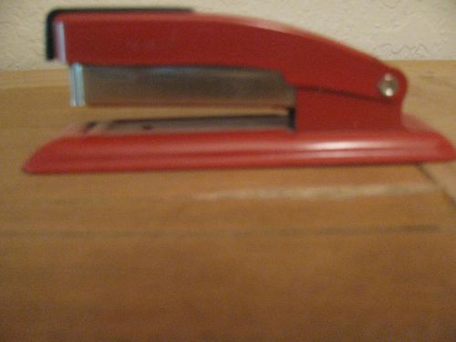 ALL METAL Vintage Retro Red Swingline Desk Stapler office space USA mfg