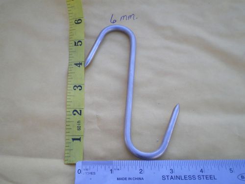 1  HEAVY DUTY STAINLESS STEEL MEAT/POULTRY S HOOKS, 5-1/2&#034; X 6MM.