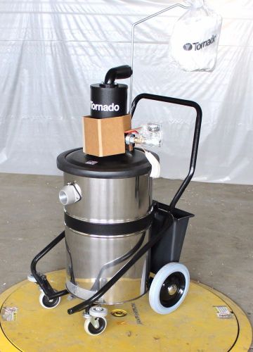 Tornado Pneumatic Air Vacuum Cleaner 15 HP 18 Gal Wet Dry SS Tank 95953 PA*