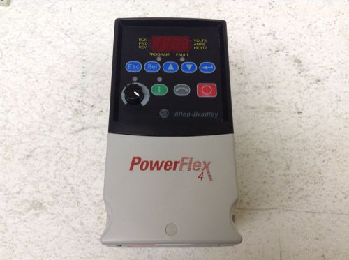 Allen Bradley 22A-B2P3N104 PowerFlex 4 0.5 HP .4 kW VFD Drive 22AB2P3N104