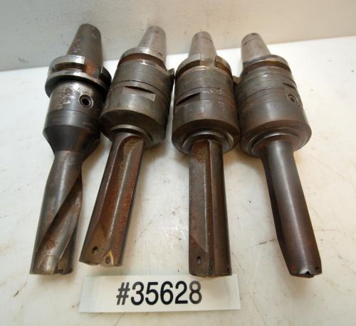 1 Lot of 4 BT40 Tool Holders with 2 Flute Insert Cutters (Inv.35628)