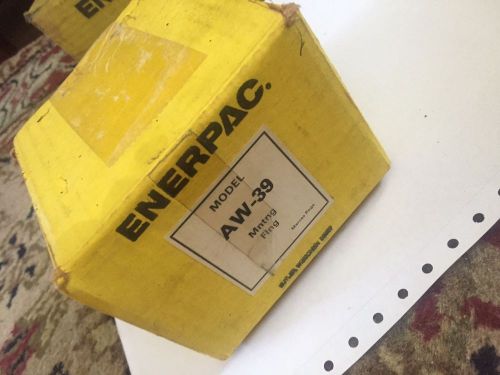 Enerpac AW-39 Mounting Flange