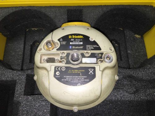 TRIMBLE R8 MODEL 2 GPS RECEIVER