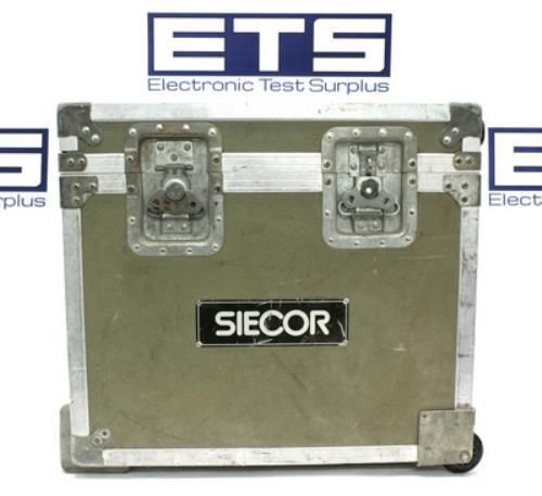 Siecor Electronic Test Equipment Flight Road Case w/ Handle &amp; Wheel 22x19.5x10.5