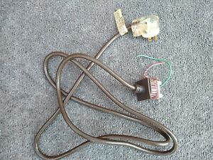 BRYANT Plug 15A 125V Coard Fuse 5A 250V