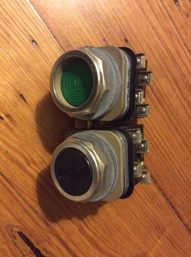 bulletin 800T-FA12F maintained contact push button unit black green