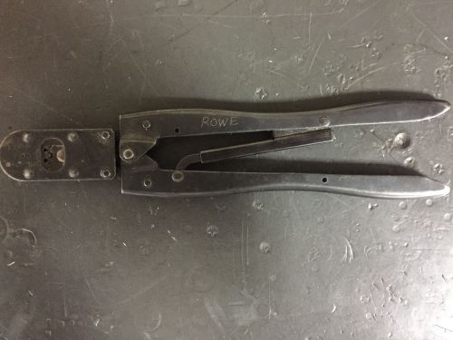 AMP HAND CRIMPING TOOL/CRIMPER M/N 90208-1