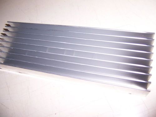 large flat-bottom aluminum heatsink heat sink 9.5&#034; x 3&#034; x 1.5&#034;