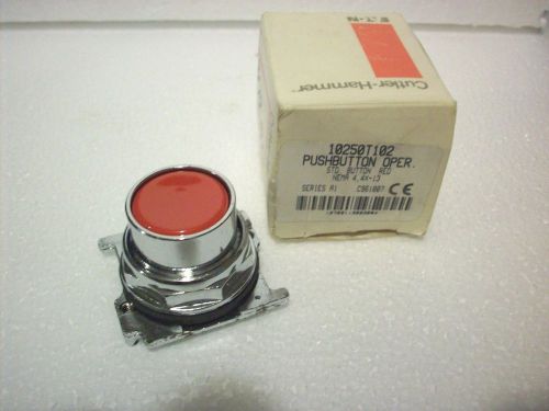 CUTLER HAMMER 10250T102 RED FLUSH PUSH BUTTON N.O.S.