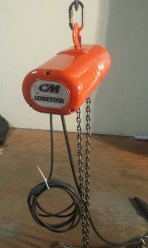 CM LODESTAR 1/8 TON ELECTRIC CHAIN HOIST 120 VOLTS