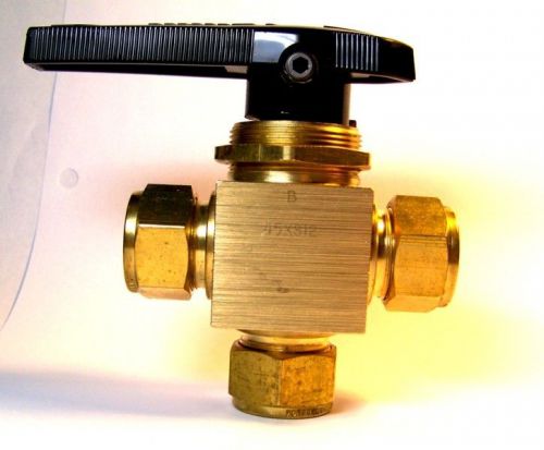 Swagelok / Whitey B-45XS12 3/4” 1 Piece 40 Series 3-Way Switching Ball Valve Auc