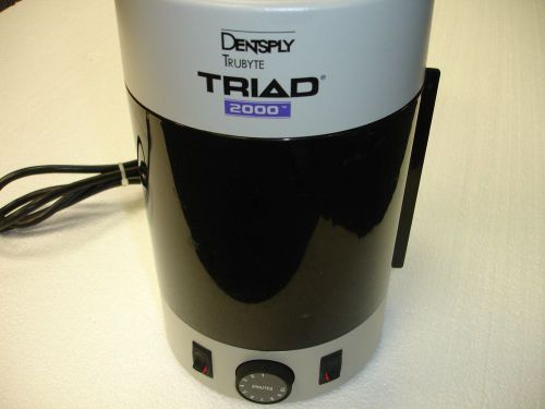 Dental Lab Equipment: Triad 2000 Visible Light Cure System