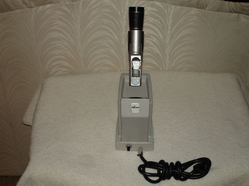 Leica ts infractometer and reichert//cambridge refratometer table stand for sale