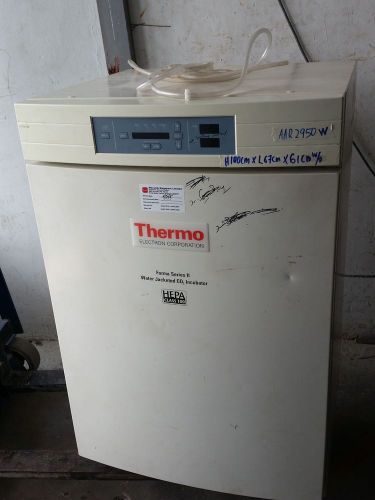 Thermo electron  3111 hepa class 100 water jacketed co2 incubator - aar 2950 for sale